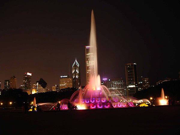 Buckingham Fountain 夜景