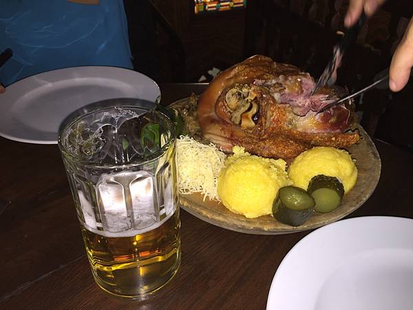 DE0B2D5B-DDB1-4B13-BD13-687C4E6CD0FF.jpeg DE0B2D5B-DDB1-4B13-BD13-687C4E6CD0FF.jpeg