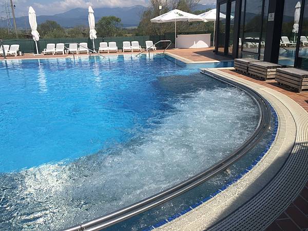 0F6DE6AE-28C1-4BBF-BA04-C43471F439C7.jpeg 0F6DE6AE-28C1-4BBF-BA04-C43471F439C7.jpeg