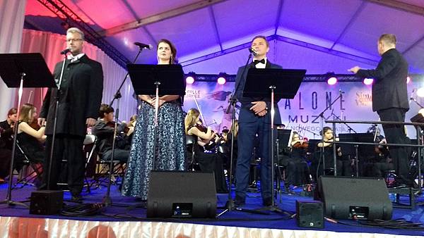 E5838527-0278-4CC2-A20E-DEF4C2AE3C00.jpeg E5838527-0278-4CC2-A20E-DEF4C2AE3C00.jpeg