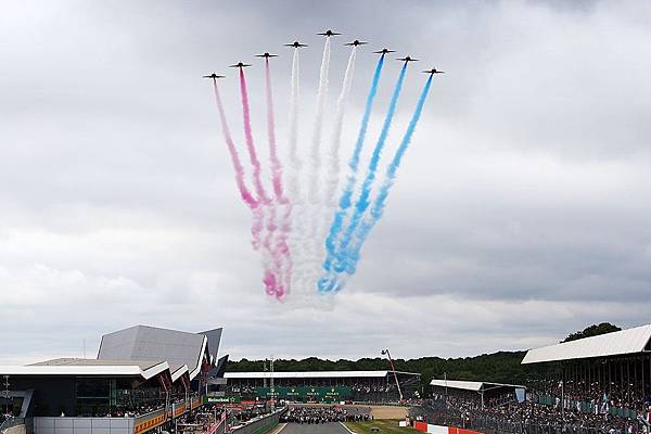 英國空軍紅箭(Red Arrows)飛行表演隊-1