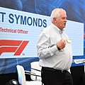 不知所謂的Pat Symonds