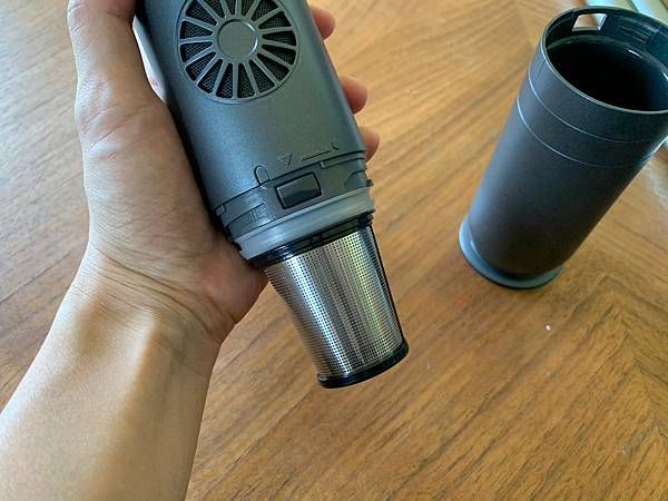 山水輕淨吸無線吸塵器