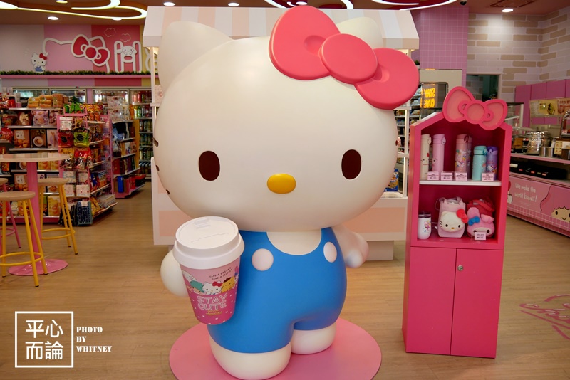 7-11 六福門市-Hello Kitty聯名店 (2).JPG
