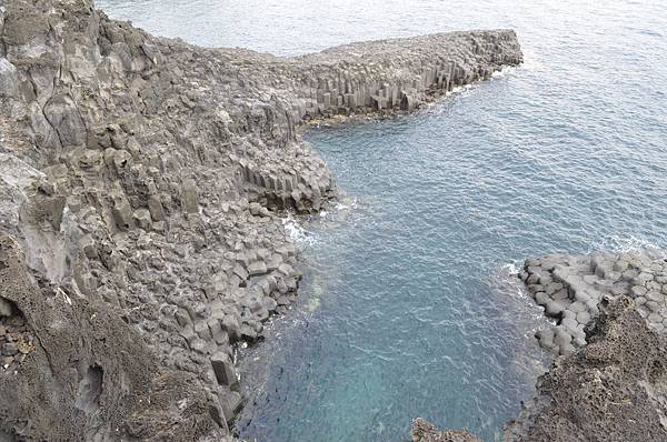 济州中文大浦海岸柱状节理带