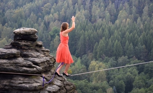 走繩索.jpg 走繩索.jpg