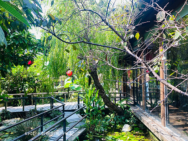 [台中景點]卓也小屋:390元半無菜單料理!庭園玻璃屋、近大