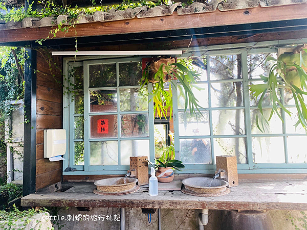 [台中景點]卓也小屋:390元半無菜單料理!庭園玻璃屋、近大