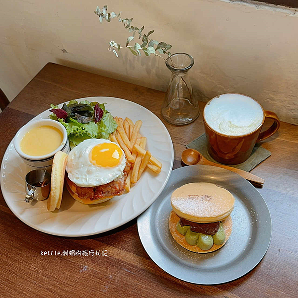 [台中西區]田樂小公園店:超Q豆乳鬆餅、鹹食甜點都很讚、老宅