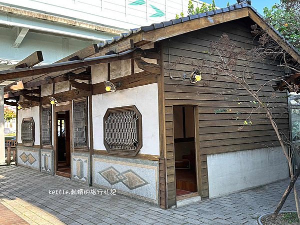 [嘉義新景點]DAY DAY:復古木屋吃霜淇淋、ig打卡景點