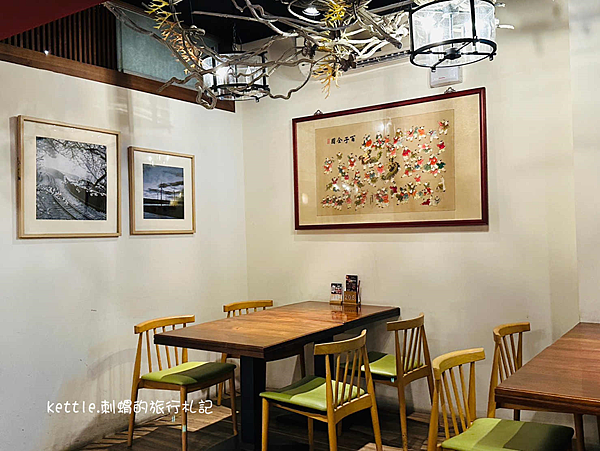 [台中西屯]十二月粥品• 茶飲• 私房菜(甘肅店/健行店):