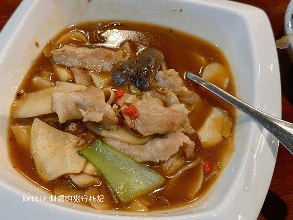 [台中西屯]十二月粥品• 茶飲• 私房菜(甘肅店/健行店):