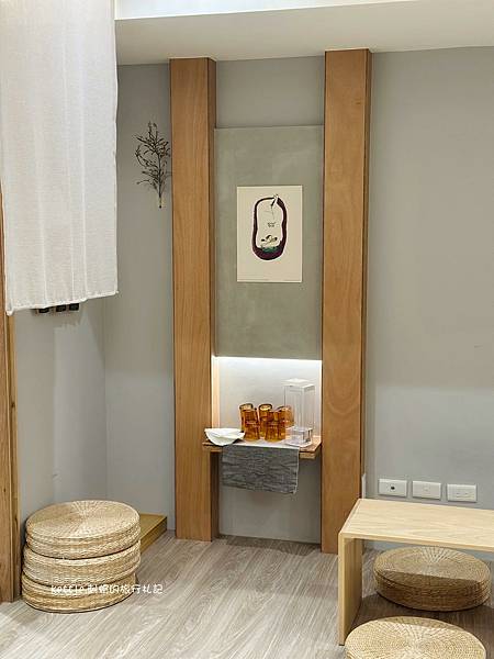 [台中南屯]鄰人咖啡:日式榻榻米咖啡廳、平日不限時、近南屯捷