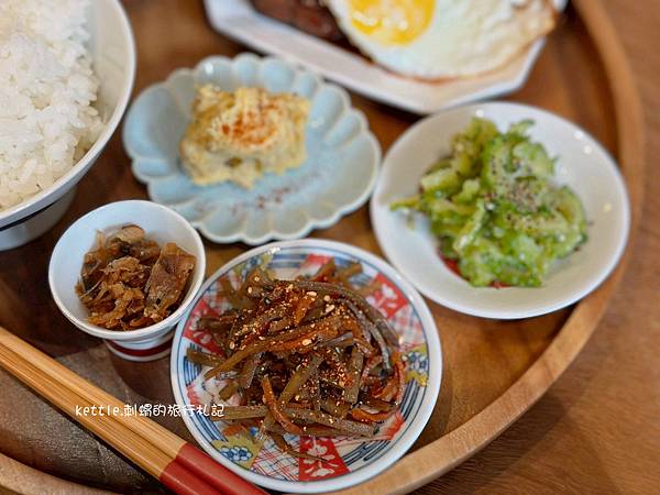 [台中西屯]三夕sio cafe:日式定食X咖啡X探古著複合