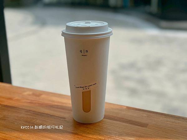 [台中西屯]qn dessert:逢甲玻璃窗咖啡廳、招牌千層