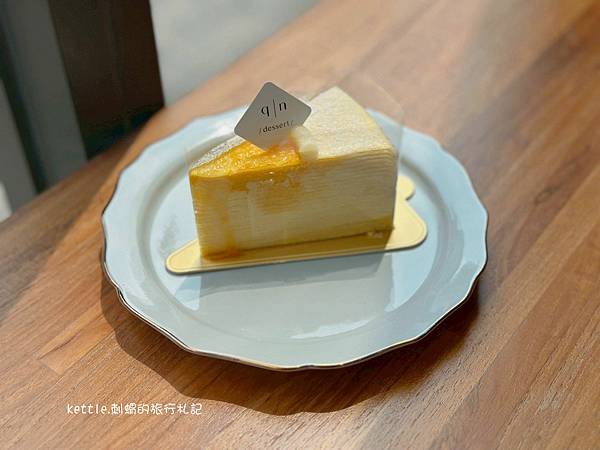 [台中西屯]qn dessert:逢甲玻璃窗咖啡廳、招牌千層