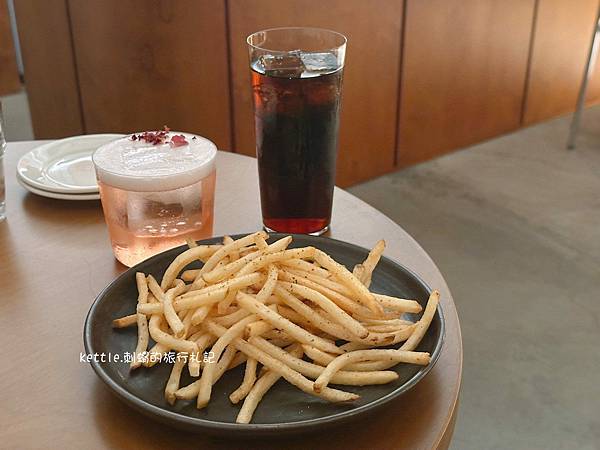 [台中北區]purr泡泡:科博館餐酒館、動物酒單太可愛