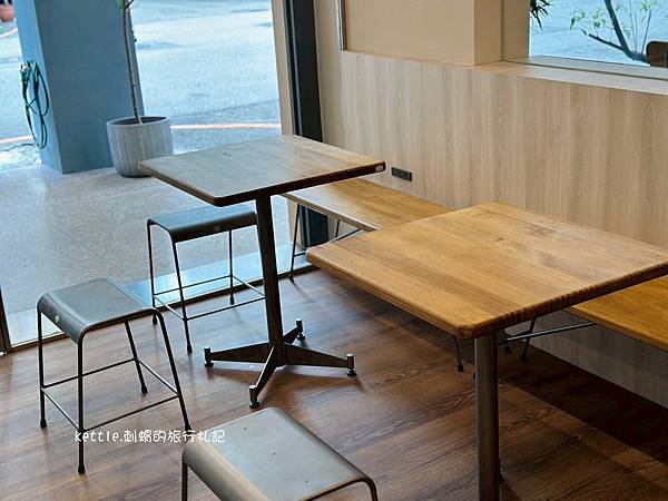 [台中西區]Brewsome coffee美術館店:提供鹹食