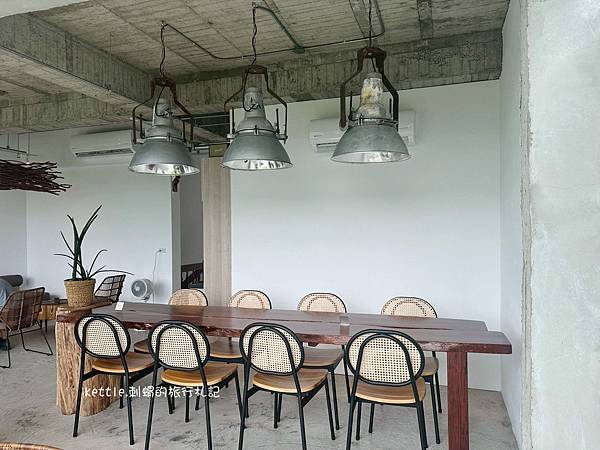 [南投新景點]大白咖啡:獨棟景觀咖啡廳、欣賞魚池山景