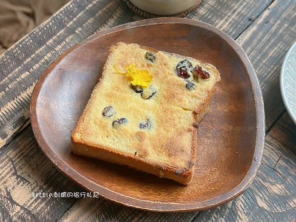 [桃園新景點]茉莉咖啡2號店:稻田旁的露營車咖啡廳、飯糰早午