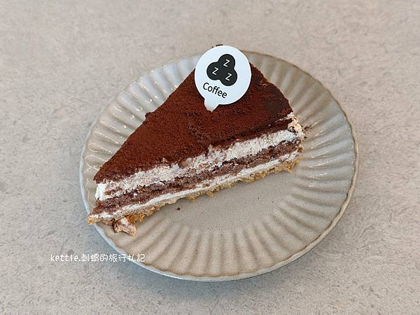 [台中北屯]zzz coffee:童趣風格咖啡廳、近漢神百貨