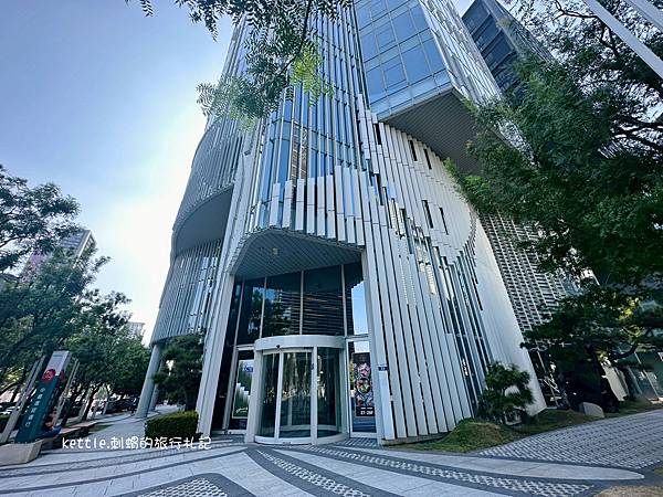 [台中西屯]Jt coffee階梯咖啡旗艦店:高空景觀咖啡廳