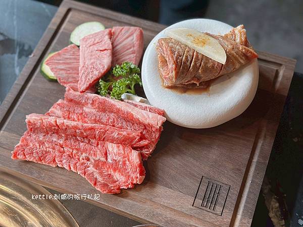 [台中南屯]BAY Korean BBQ Club:文世勳燒