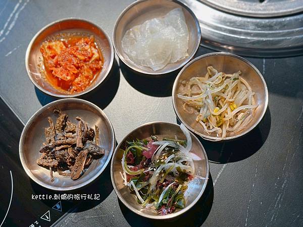 [台中南屯]BAY Korean BBQ Club:文世勳燒
