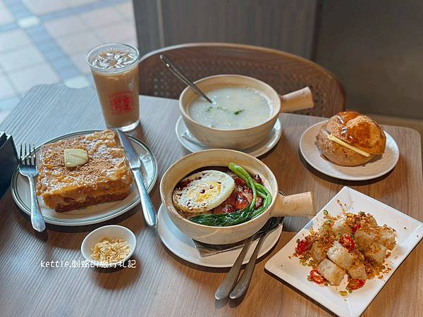 [台中北區]好食行運新派茶餐廳:單人也能輕鬆點、中間不打烊、