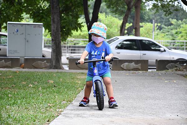 /tmp/php2iT2xI /tmp/php2iT2xI