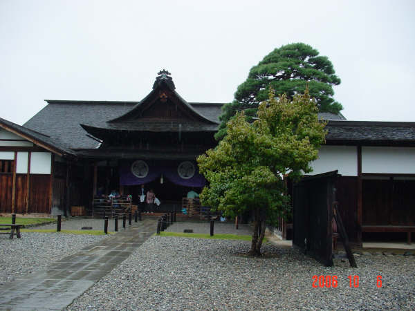 1006-36  高山陣屋古蹟(正面).JPG