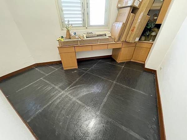 打造老舊公寓地板作品