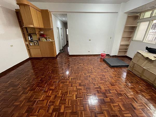 打造老舊公寓地板作品