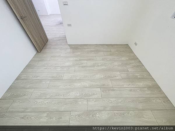 Soliboard 強韌卡扣防水地板中古屋地板翻新作品