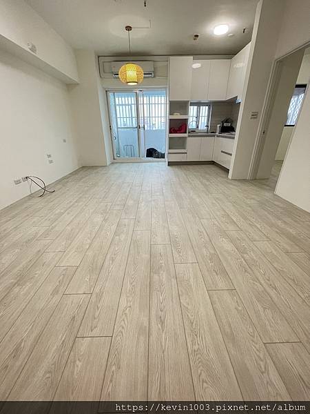 Soliboard 強韌卡扣防水地板中古屋地板翻新作品 Soliboard 強韌卡扣防水地板中古屋地板翻新作品