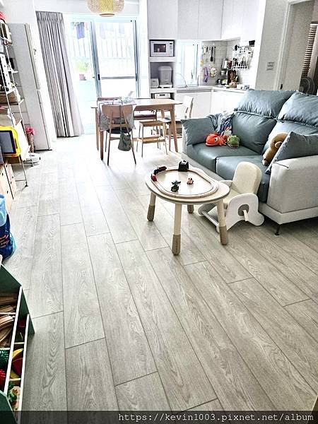 Soliboard 強韌卡扣防水地板中古屋地板翻新作品