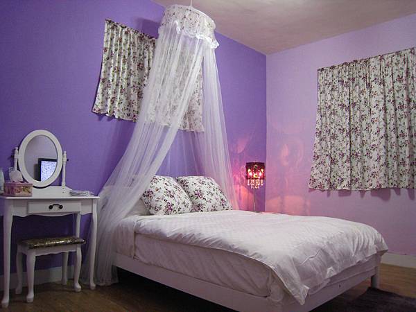 使用優品長條木紋塑膠地板