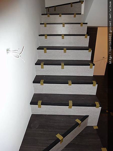 平片跟垂直面不一樣的顏色唷