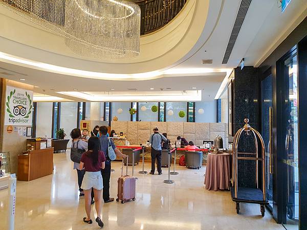 /tmp/phpE3Decb /tmp/phpE3Decb