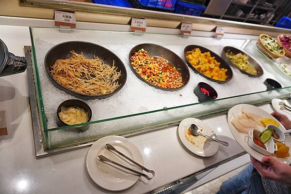 DSC02258-01.jpeg DSC02258-01.jpeg