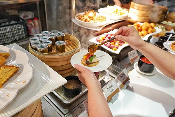 DSC02328-01.jpeg DSC02328-01.jpeg