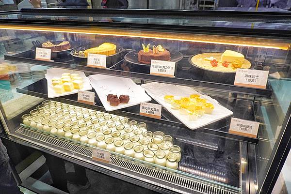 DSC02341-01.jpeg DSC02341-01.jpeg