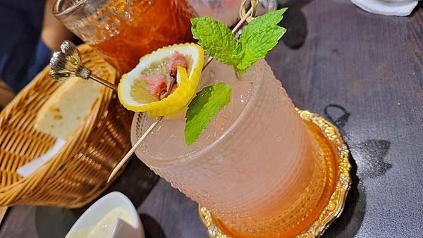 175851.jpg 175851.jpg