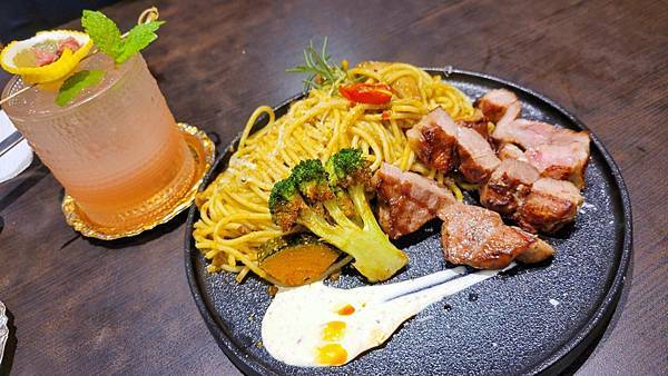 175850.jpg 175850.jpg