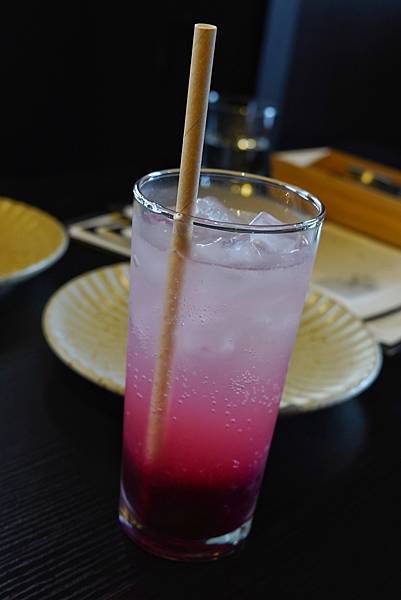 DSC06503-01.jpeg DSC06503-01.jpeg