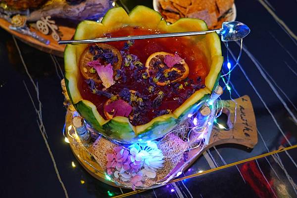 DSC07439-01.jpeg DSC07439-01.jpeg