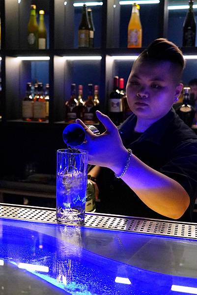 DSC07577-01.jpeg DSC07577-01.jpeg