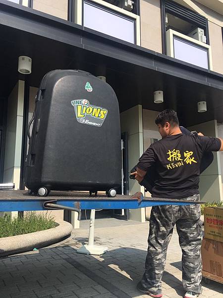 統一獅職棒隊宿舍搬遷_191231_0015.jpg