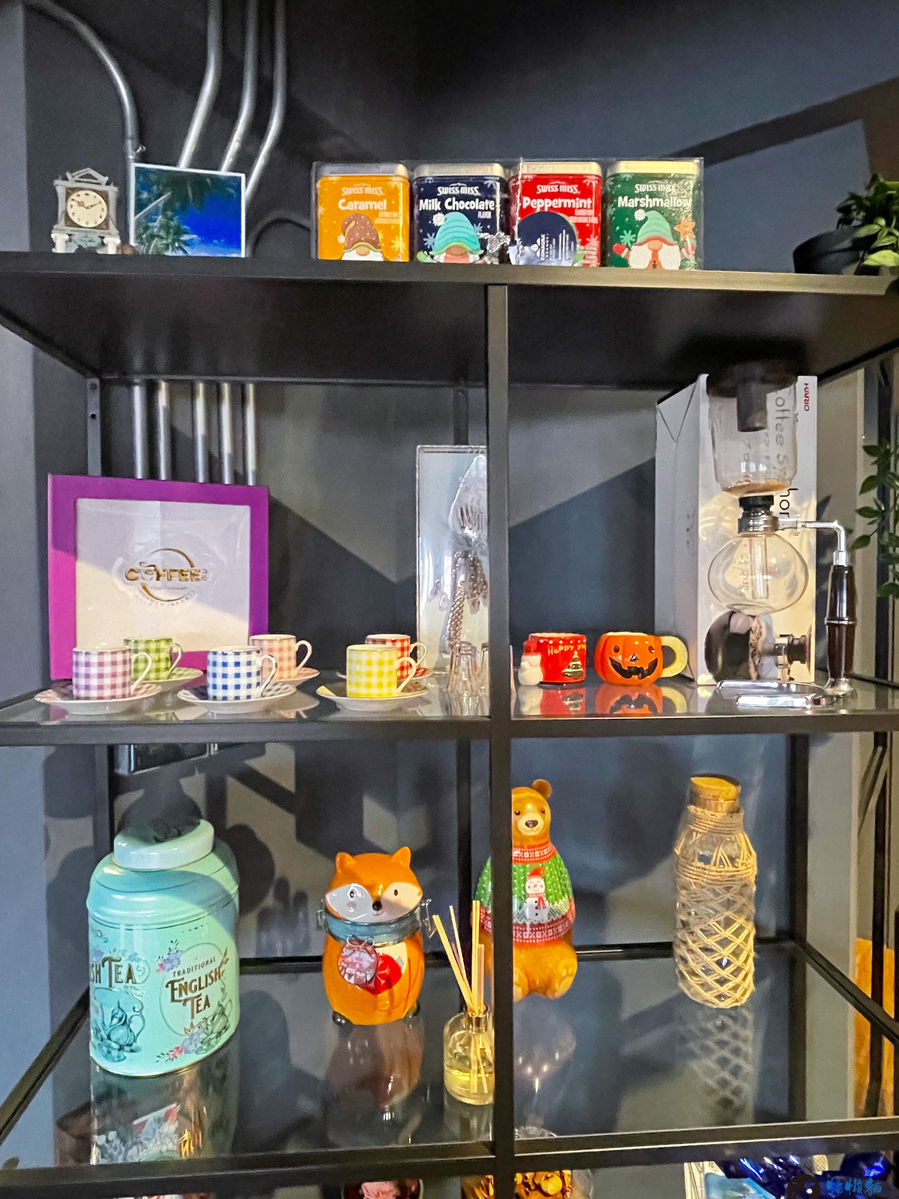 在威爾希斯共享廚房與一群剛認識的朋友,一起料理聖誕餐點和交換