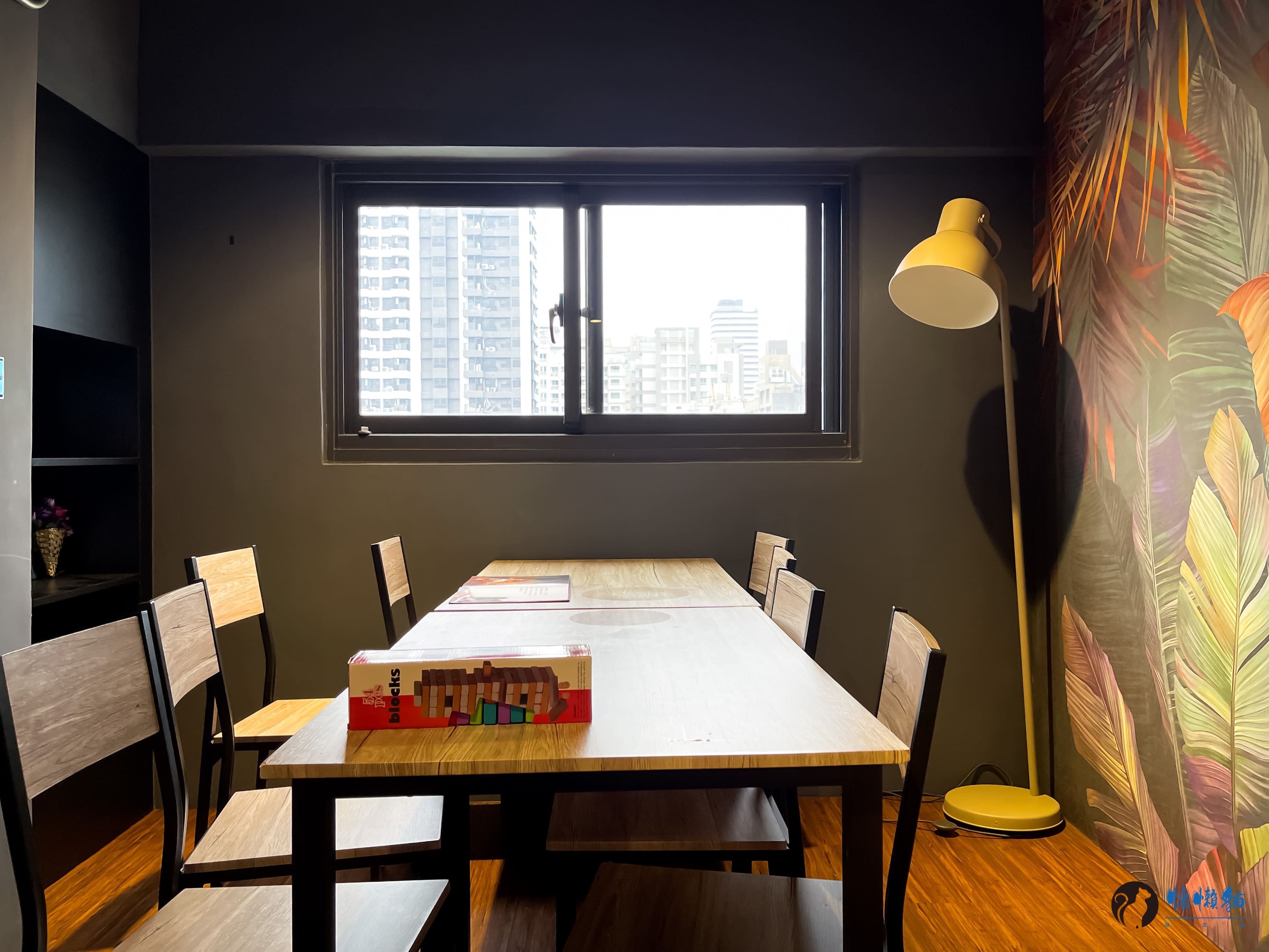 在威爾希斯共享廚房與一群剛認識的朋友,一起料理聖誕餐點和交換